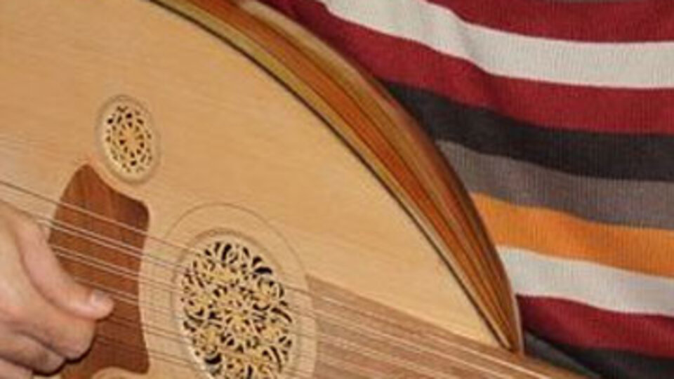 'Çek oradan bir uşak makamı'