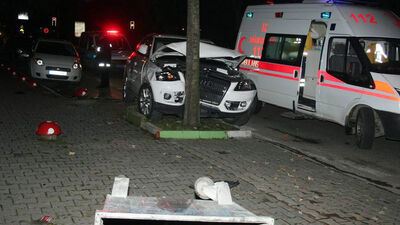 Lüks cipe çarptı, arabasını bırakıp kaçtı