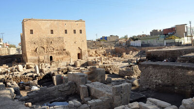 "Dünyanın ilk üniversitesi Nusaybin'de"