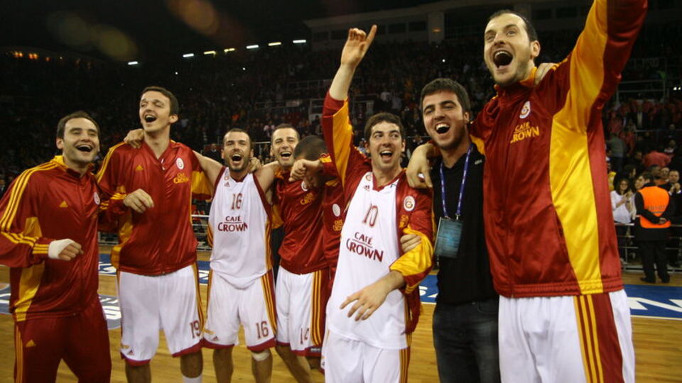 Lider kazanmak istiyor!