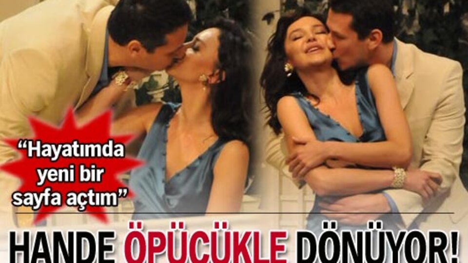 "Tiyatro ile çok güzel bir dönem yaşıyorum"
