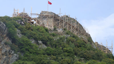 Harun Reşit Kalesi turizme açılıyor