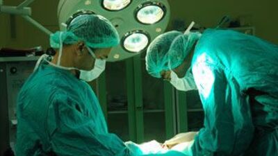 Hapse girme korkusundan riskli ameliyata girmiyorlar