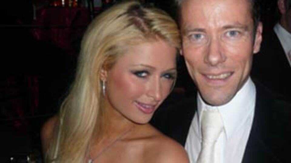 Grup seks yasağı kalktı!