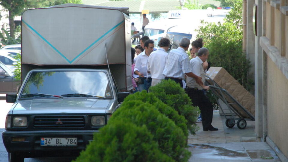 Balyoz'a delil olan klasörler dağıtıldı