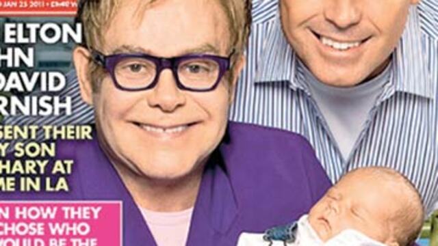 Elton John'un aile fotoğrafı