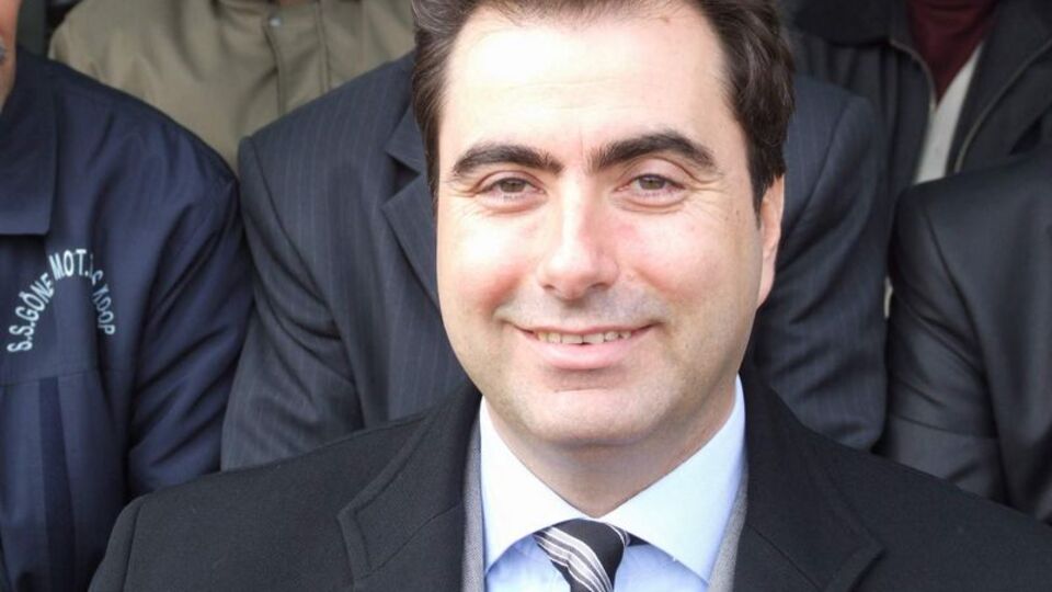 Belediye Başkanı'nın danışmanı bıçaklandı!