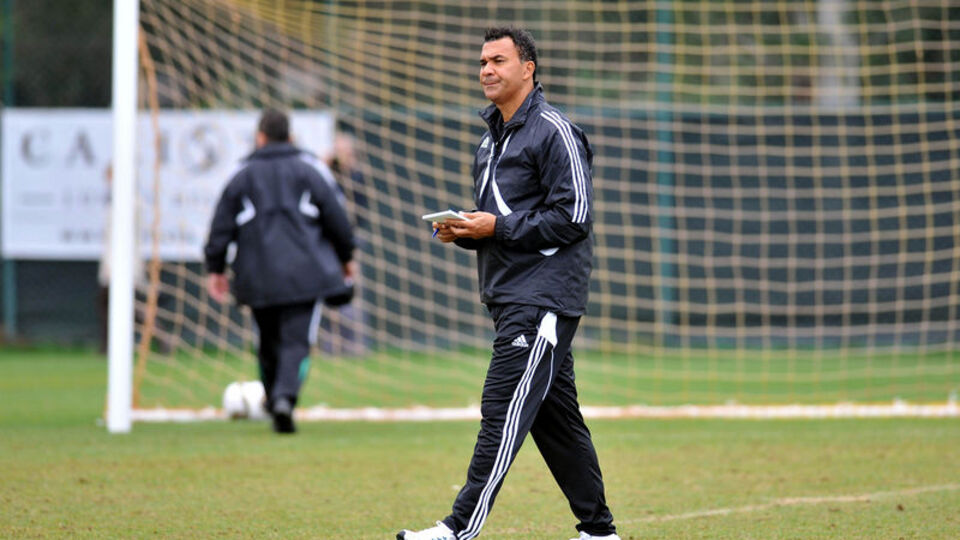 Gullit Antalya'da konuşmayacak!