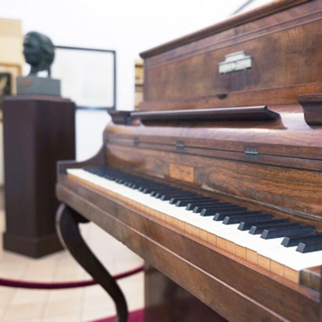 Chopin'in piyanosu sahte çıktı!