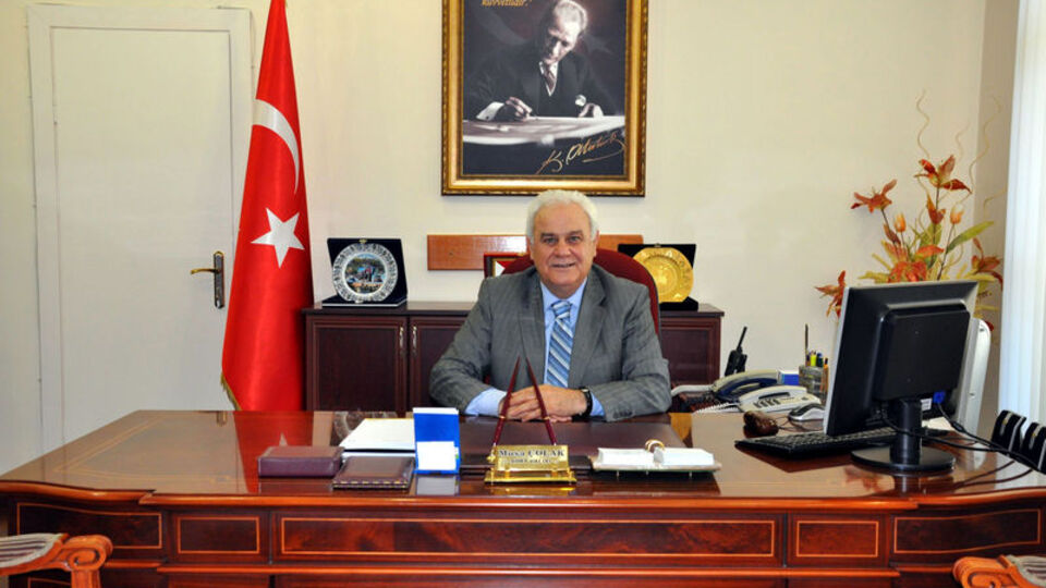 Vali'den çalışanlara fırça!