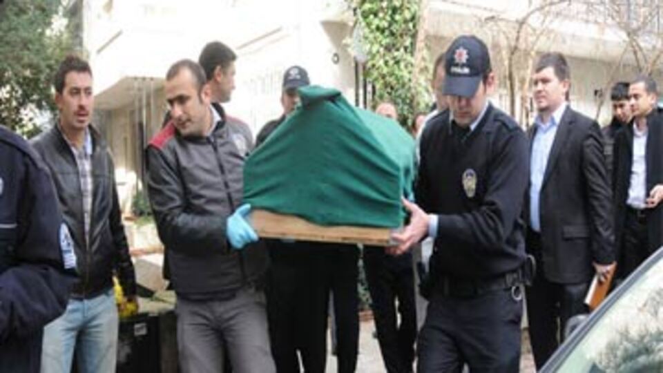 Defne'nin cenazesi evden böyle çıkarıldı GALERİ