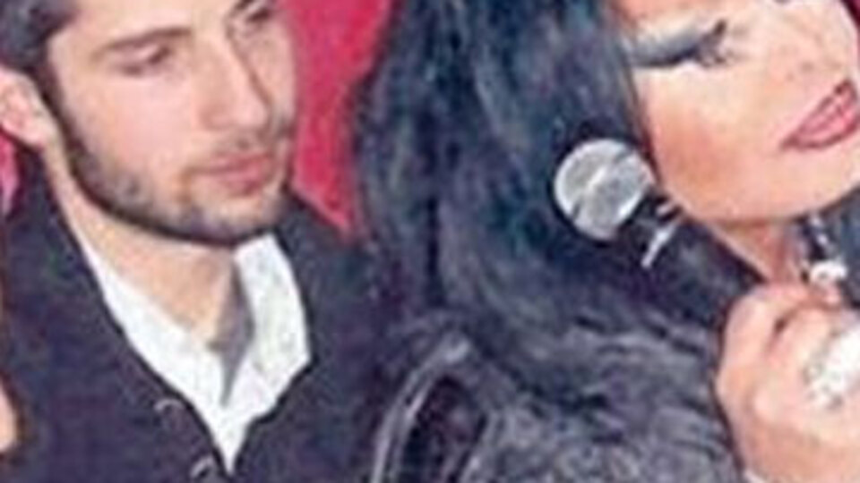 59'luk Ersoy'a 21'lik sevgili