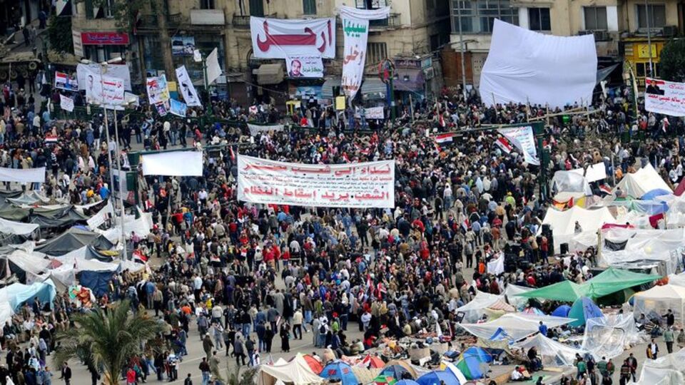 Mısır'da bir protestocu öldü