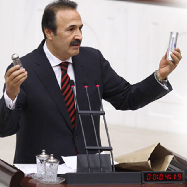 TBMM'de gaz bombası!