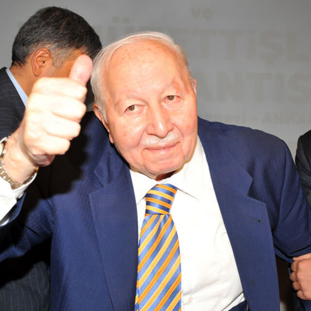 "Hayra motor, şerre fren olmalıyız"