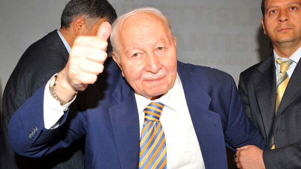 "Hayra motor, şerre fren olmalıyız"