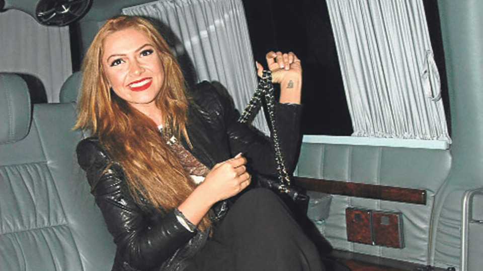 Aşkın belgesi dövme duruyor