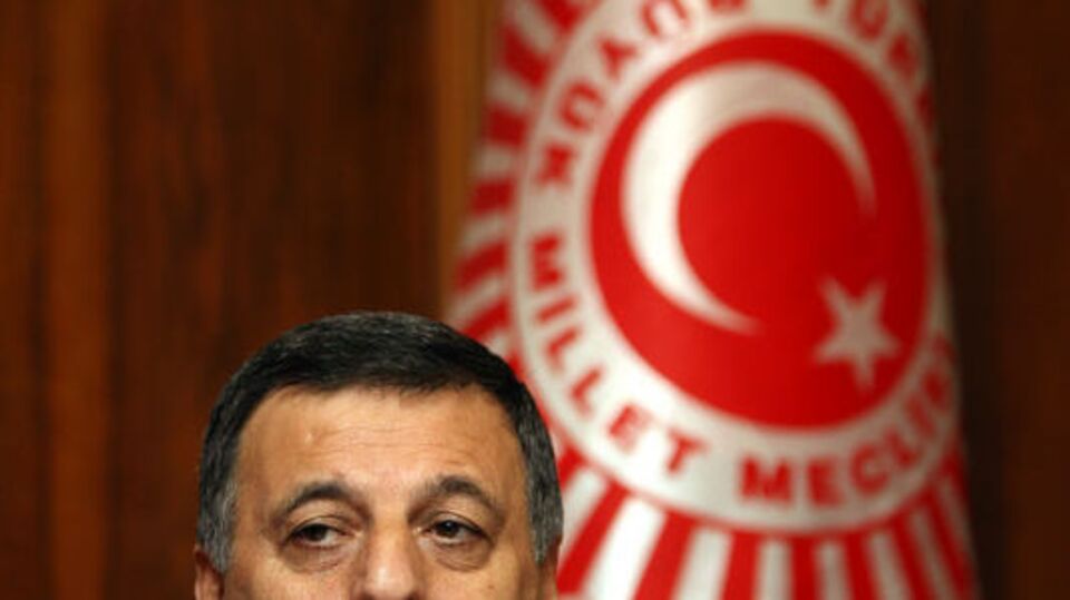 "Türkiye istikrarlı hükümet yapısına kavuşacaktır"