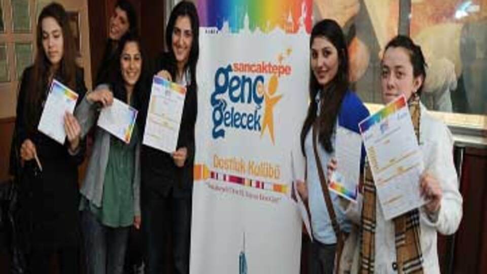 'Genç Gelecek' için kollar sıvandı