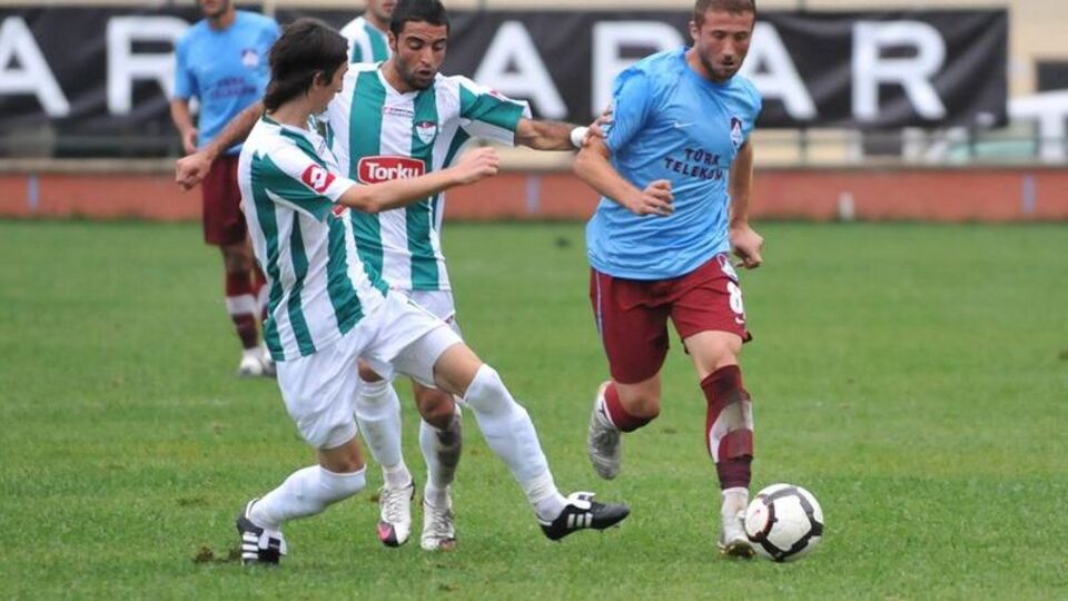 Şekerspor Trabzon'u kolay geçti!