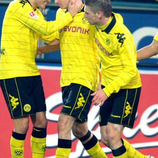 Nuri Podolski'yi yine susturdu!