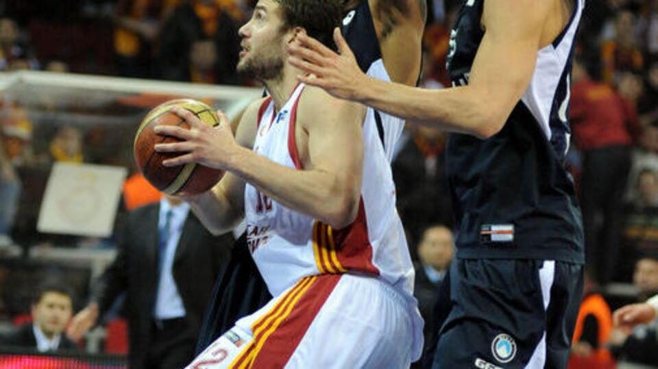 Efes'te morallar bozuk!
