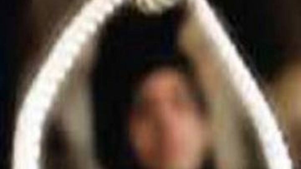 Aldatılan genç kadın kendini astı!