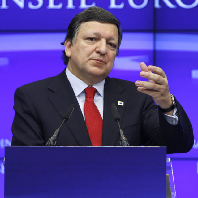 AB zirvesinden Kaddafi'ye "git" çağrısı