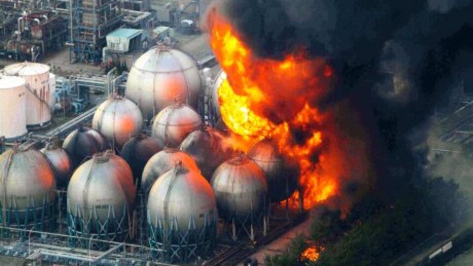 Fukuşima nükleer santralinde patlama