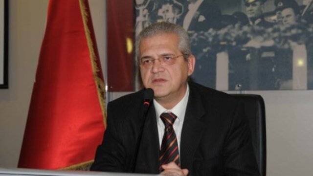 Onur'a bir destekte Karşıyaka'dan!