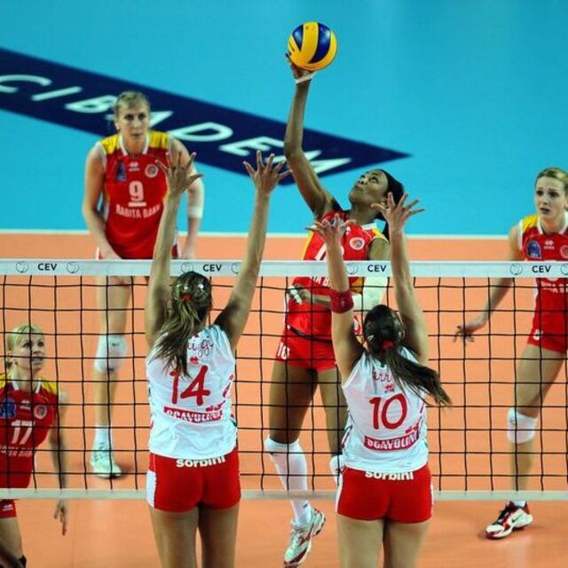 İlk finalist Rabita Bakü!