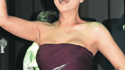 Serdar'a inat şarkıyı cumartesi söyledi!