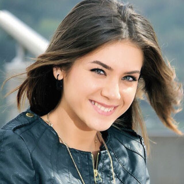 Fulya tektaşını buldu