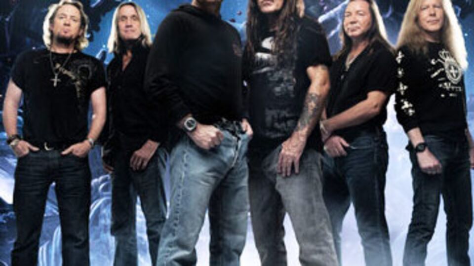 Iron Maiden geliyor