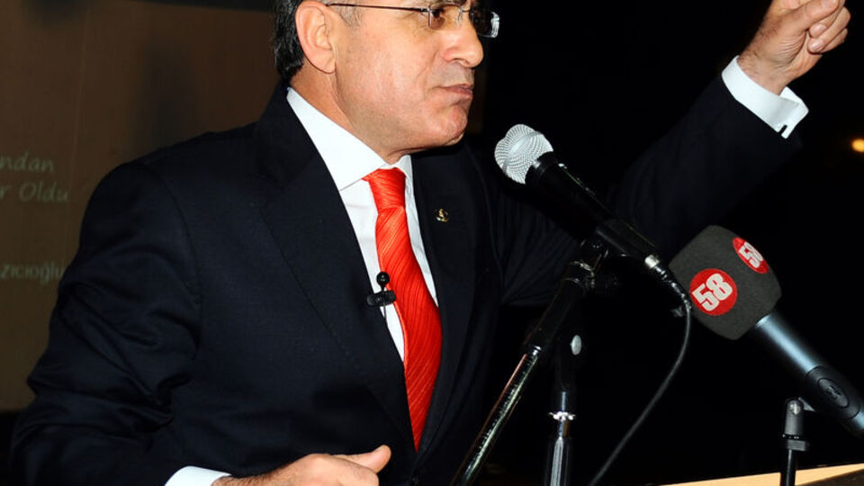 ''Yakında Kürtçe ezan da isterlerse şaşmam''