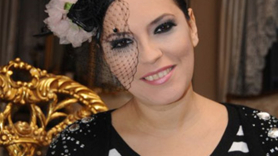 Yeşim Salkım doğum yaptı