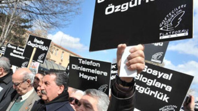 'Gazetecilere özgürlük' yürüyüşleri devam ediyor