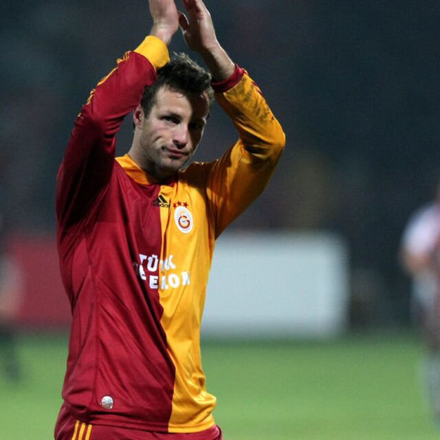 Neill 'akılları' yine karıştırdı!
