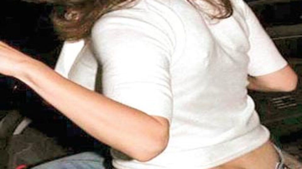 'Düşük bel pantolon giymek yasaklansın'