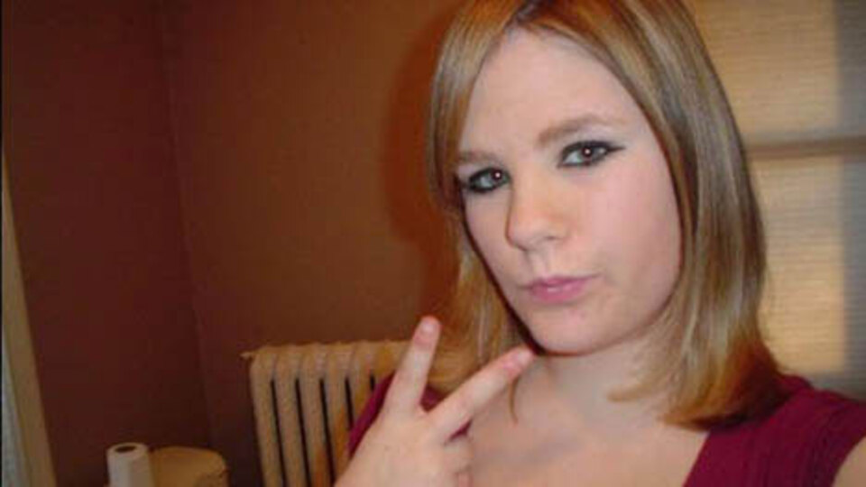 İki genç kız engelli erkeğe tecavüz etti!