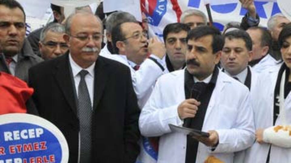 Sağlıkçılar yeniden greve mi gidiyor?