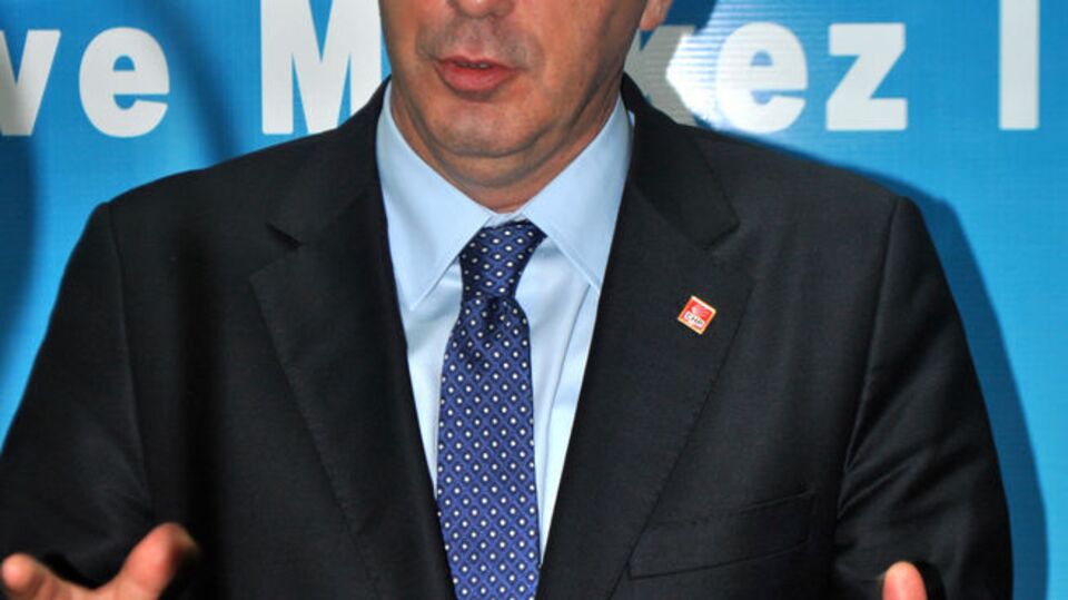 "Kabahat o dönek solcuların"