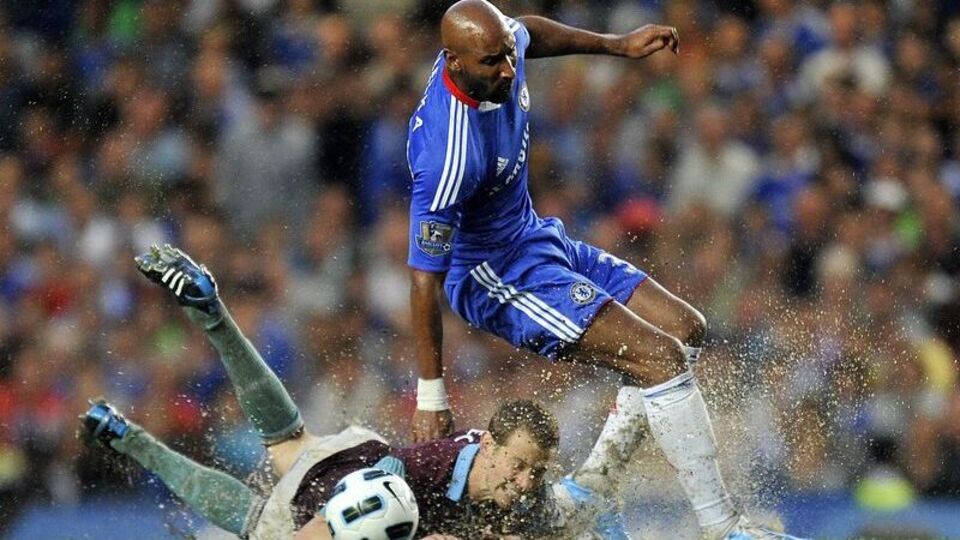 Anelka kapı dışarı!