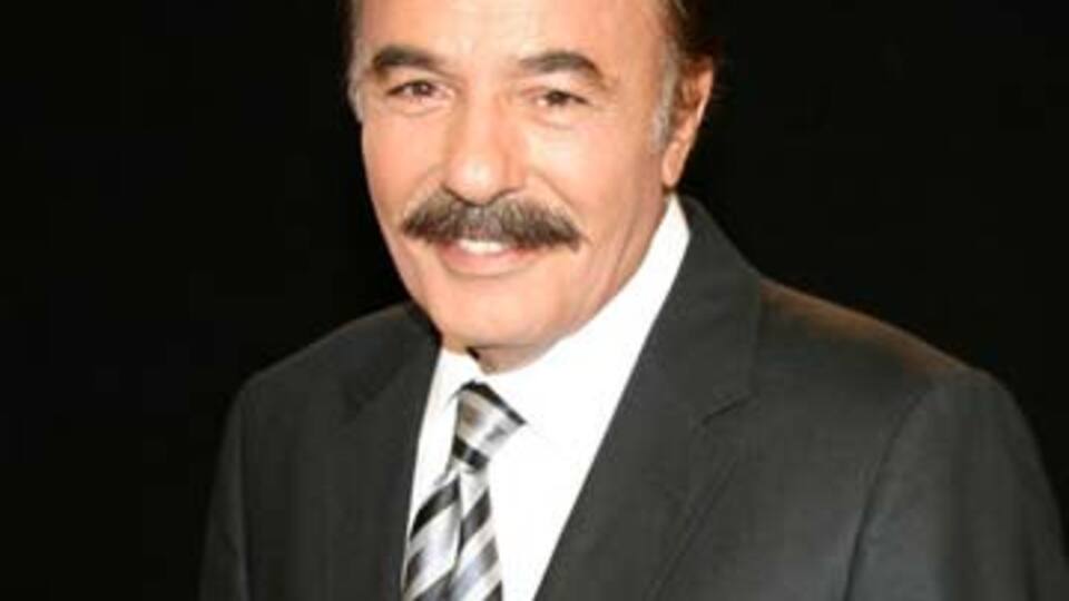 Ferdi Tayfur felç oldu