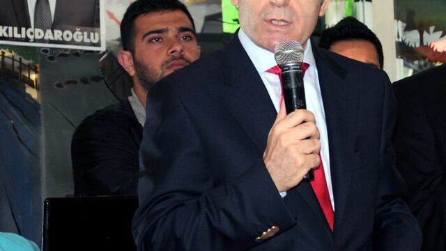 "Başbakan, acılı ailelerin dramını görmüyor"