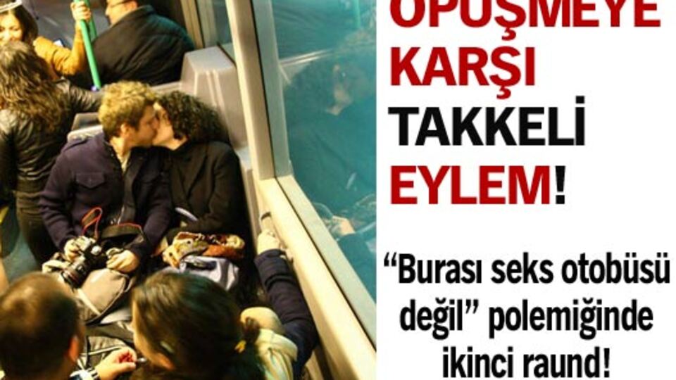 Öpüşmeye karşı takkeli eylem!