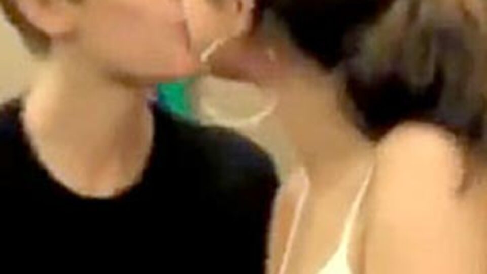 Herkes bu öpüşmeyi bekliyordu!