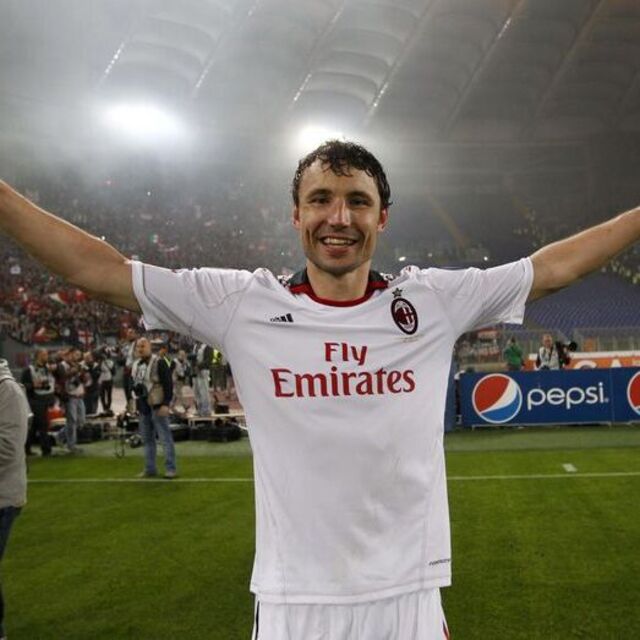 Milan yıldızlarını bırakmadı!