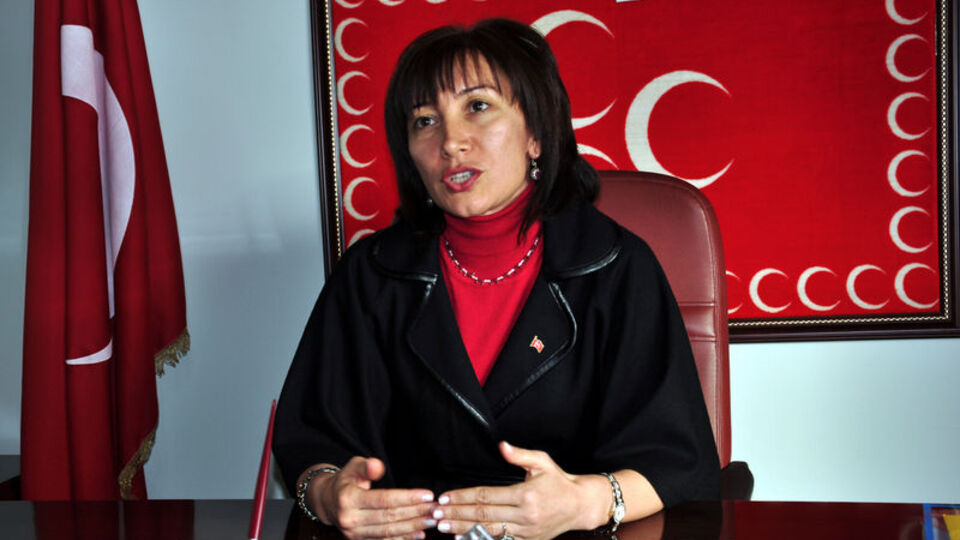 MHP Kadın Kolları'ndan kaset yorumu