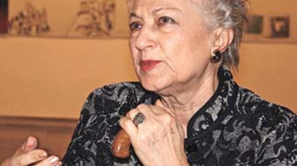 Leyla Erbil'e 'Saygı Ödülü'